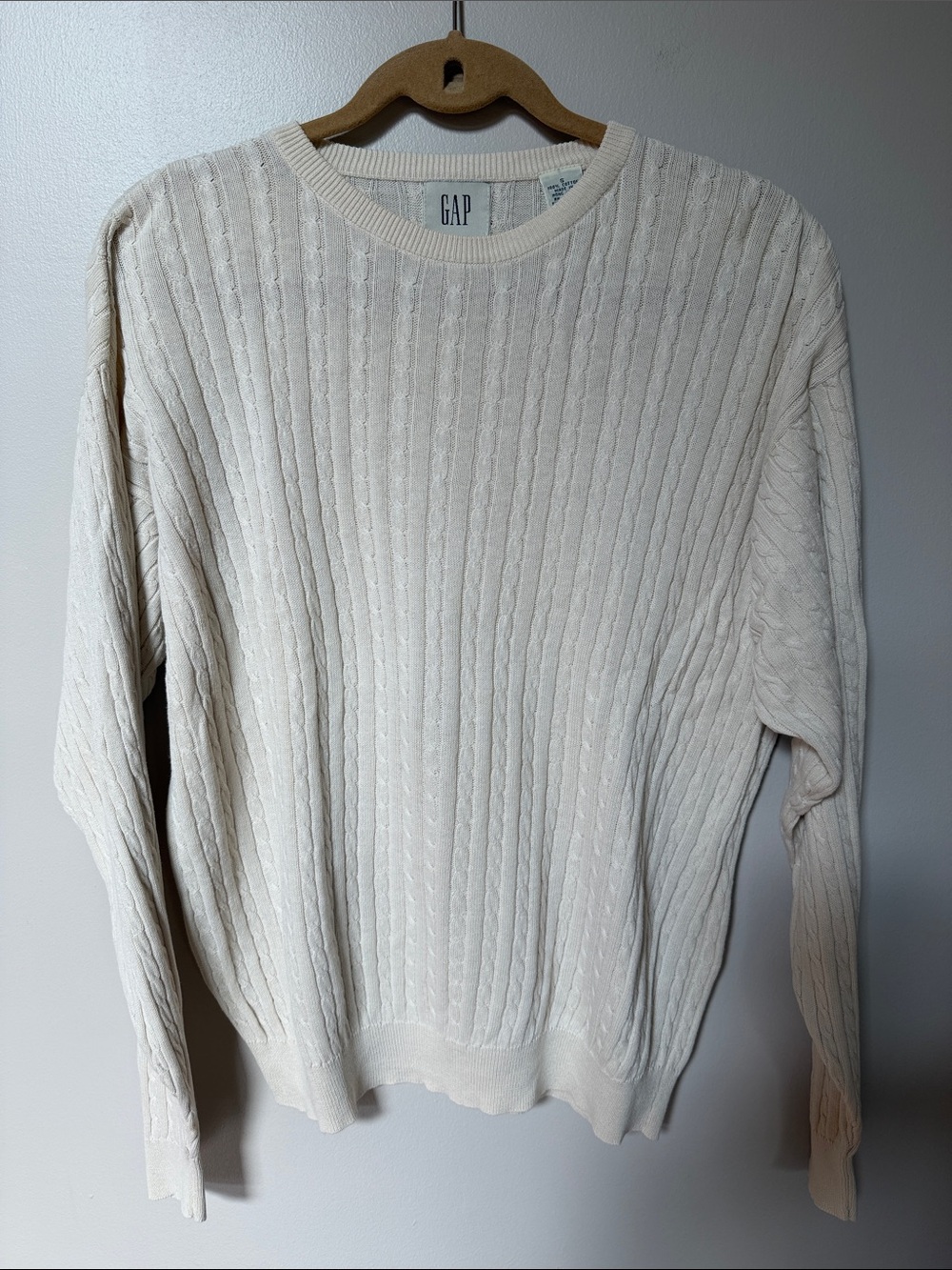 Vintage 100 % Cotton GAP Cream Cable Crewneck Sweater